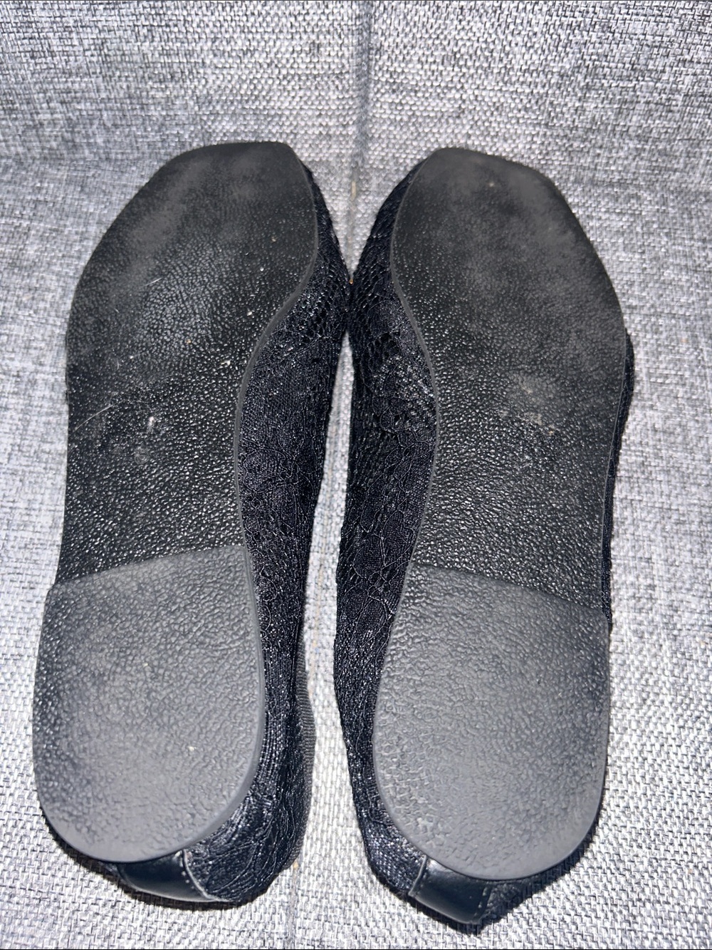 NEW - C est 1946 -Women's Black Lace Ballet Flats with Bow and Metallic Tips - Picture 7 of 8